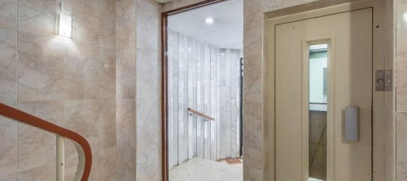 3 bedrooms Apartment in Granada, Spain No. 150734 2