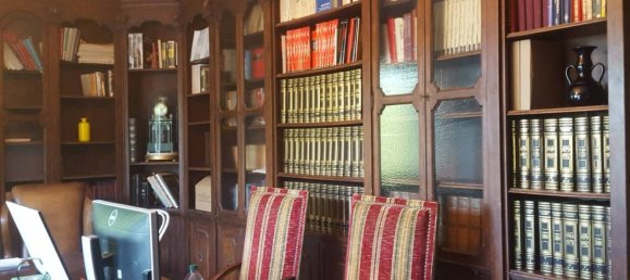 7 bedrooms Villa in Rimini, Italy No. 271140 3