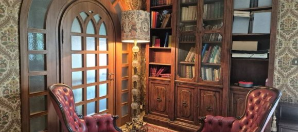 7 bedrooms Villa in Rimini, Italy No. 271140 2