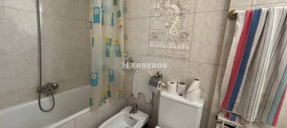 4 Schlafzimmer Wohnung in Logrono, Spain, Nr. 142449 13