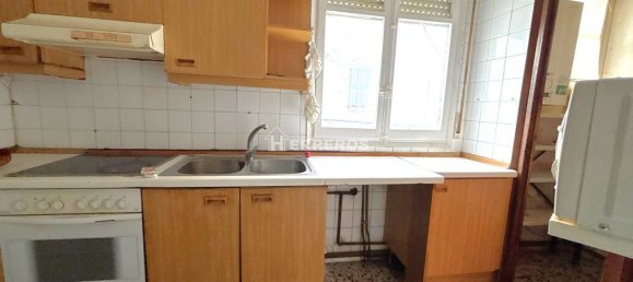 4 Schlafzimmer Wohnung in Logrono, Spain, Nr. 142449 2