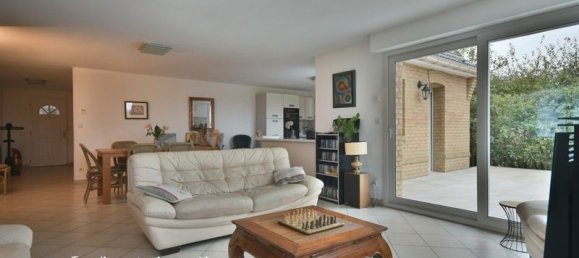 4 bedrooms Villa in Brexent-Enocq, France No. 215538 3