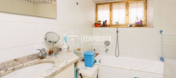 5 Schlafzimmer Villa in Castellanza, Italy, Nr. 10874 23