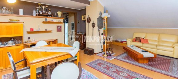 5 Schlafzimmer Villa in Castellanza, Italy, Nr. 10874 32