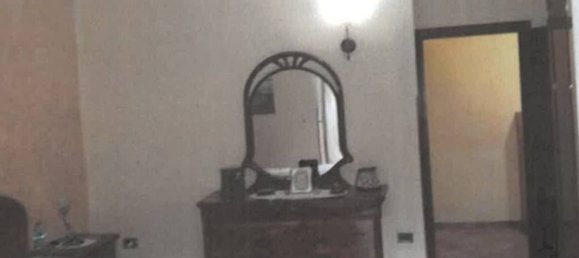 3 rooms Apartment in Paola, Italy No. 42458 3