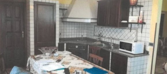 3 rooms Apartment in Paola, Italy No. 42458 7