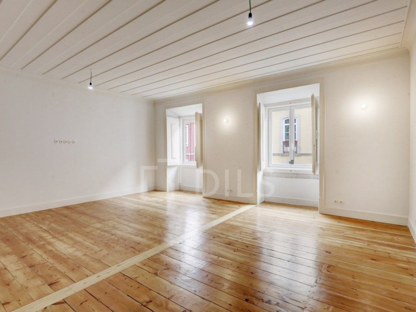 3 Schlafzimmer Wohnung in Lisbon, Portugal, Nr. 136515