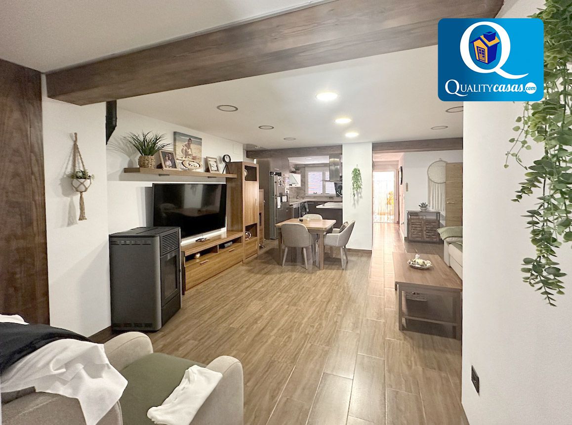 Bungalow de 2 dormitorios en Alicante, Spain No. 180343