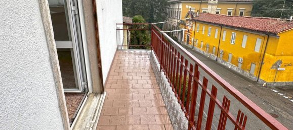 4 rooms Apartment in Ponte dell'Olio, Italy No. 85658 4