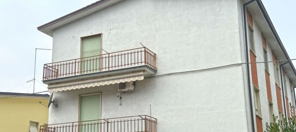 4 rooms Apartment in Ponte dell'Olio, Italy No. 85658 25