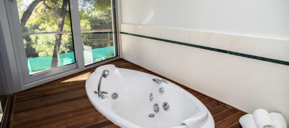 2 bedrooms Villa in Marbella, Spain No. 626 8