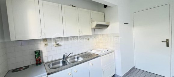 1 bedroom Apartment in Villejuif, France No. 336435 3