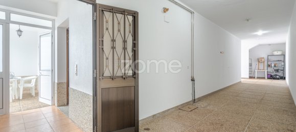 Дом с 4 спальнями в Фуншал, Португалия № 88298 10