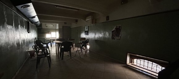 2 rooms Commercial property in Naples, Italy No. 351659 14