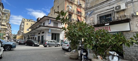 2 rooms Commercial property in Naples, Italy No. 351659 19