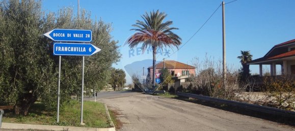 1غرفة قطعة أرض في Miglianico, Italy رقم 131573 8
