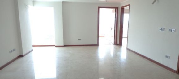 Apartamento de 3 dormitorios en Tay Ho, Vietnam No. 6988 2