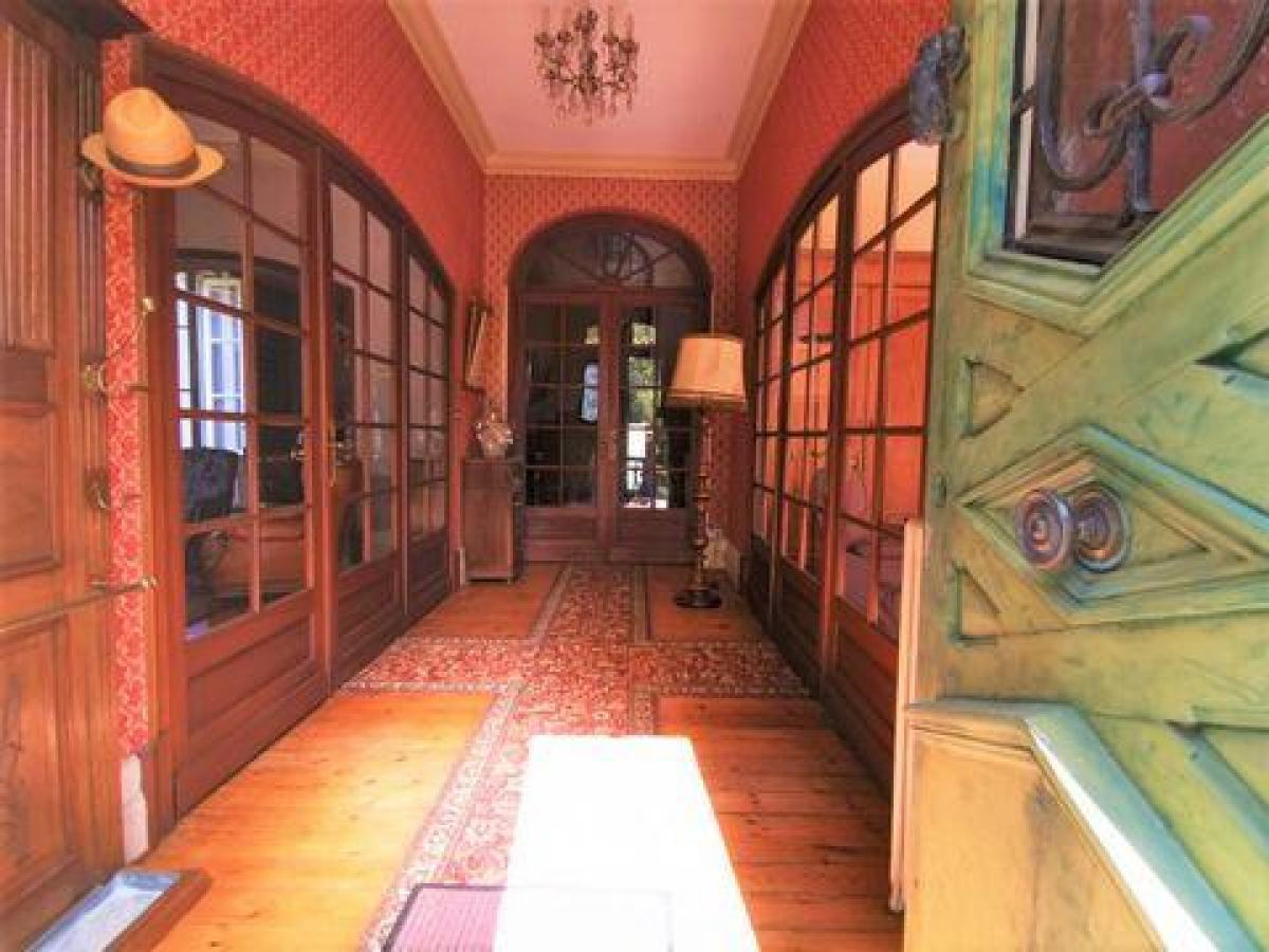 7 bedrooms House in Marmande, France No. 5618