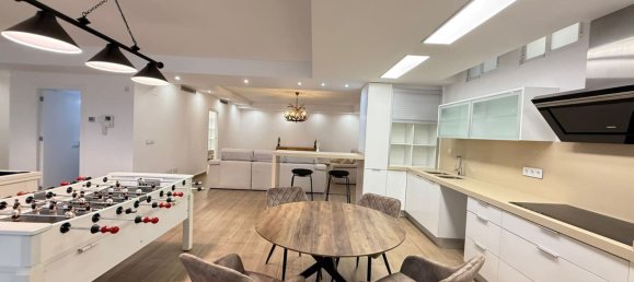 5 bedrooms Villa in San Miguel de Salinas, Spain No. 177213 4