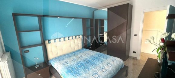 2-salle Appartement à Montesilvano, Italy No. 24018 15