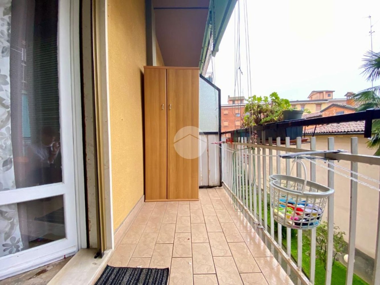 Квартира с 3 комнатами в Кремона, Италия № 87653