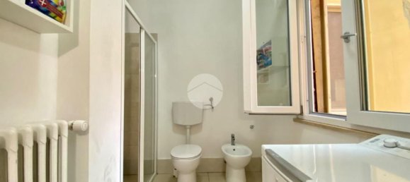 Квартира с 3 комнатами в Кремона, Италия № 87653 18