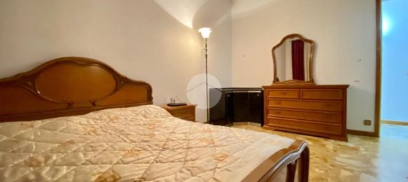 Квартира с 3 комнатами в Кремона, Италия № 87653 41