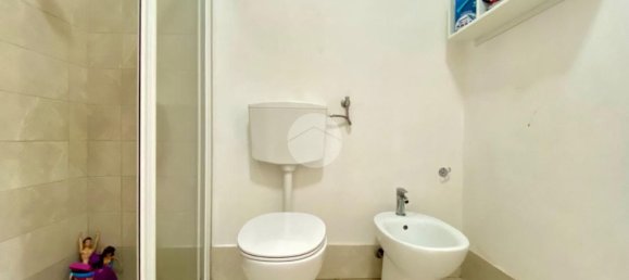 Квартира с 3 комнатами в Кремона, Италия № 87653 5