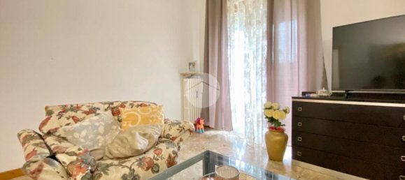 Квартира с 3 комнатами в Кремона, Италия № 87653 29