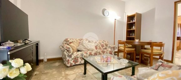 Квартира с 3 комнатами в Кремона, Италия № 87653 28