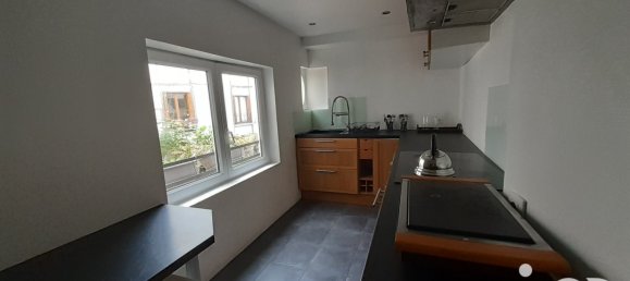 4 bedrooms House in Orleans, France No. 69797 7