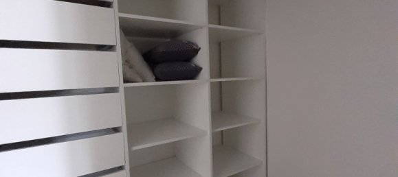 4 bedrooms House in Orleans, France No. 69797 14