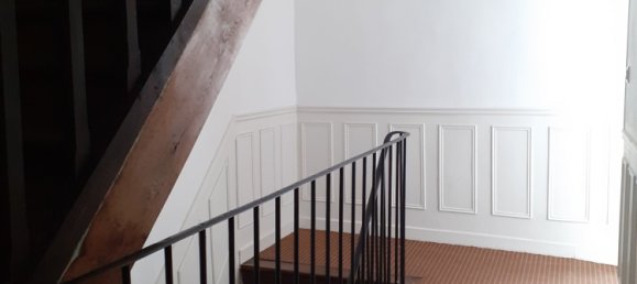 4 bedrooms House in Orleans, France No. 69797 10