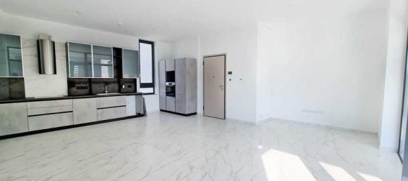 Apartamento T3 em Germasogeia, Cyprus N.º 8041 6