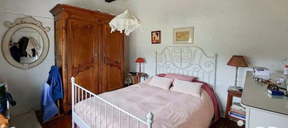 3 bedrooms House in Marcilly-sur-Maulne, France No. 61429 10