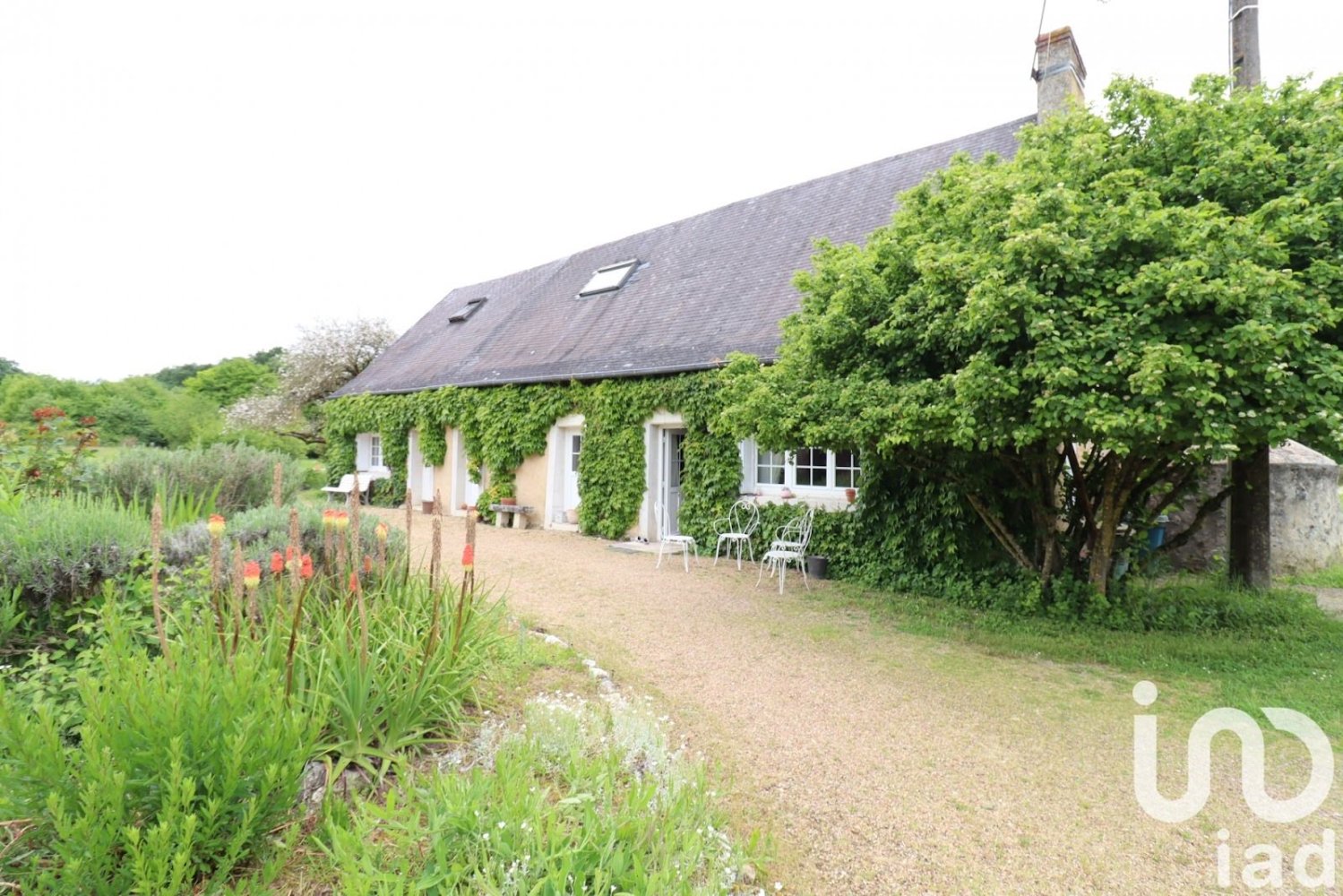 3 bedrooms House in Marcilly-sur-Maulne, France No. 61429