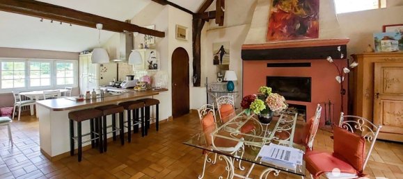 3 bedrooms House in Marcilly-sur-Maulne, France No. 61429 7