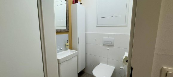 3 rooms Apartment in Laxenburg, Austria No. 135651 3
