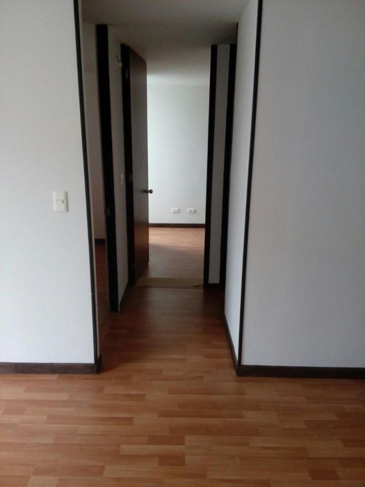 2 Schlafzimmer Haus in Bogota, Colombia, Nr. 12609