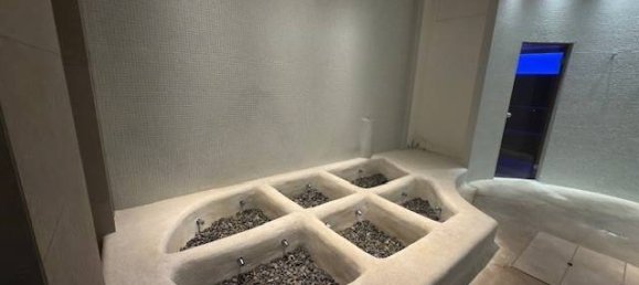 5 bedrooms Commercial property in Milan, Italy No. 240080 23