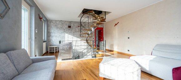 5 bedrooms House in Zimone, Italy No. 160312 39