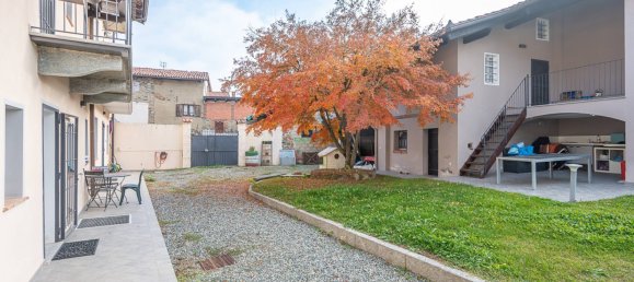 5 bedrooms House in Zimone, Italy No. 160312 18