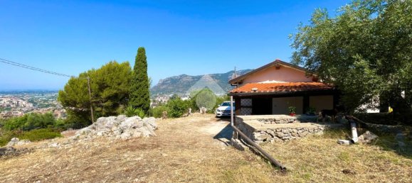 Вилла с 1 спальней в Террачина, Италия № 381032 30