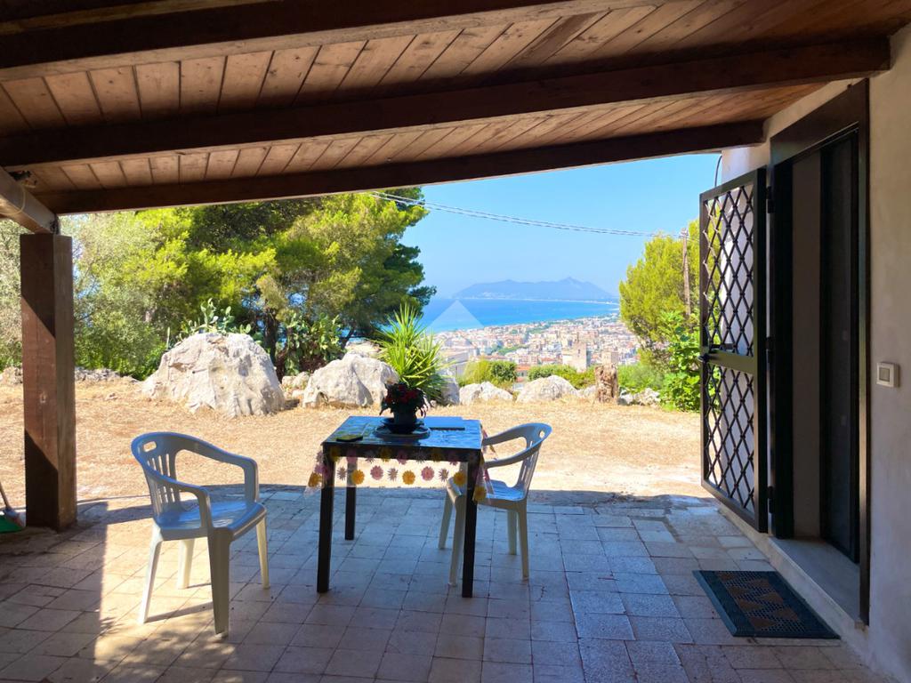 Вилла с 1 спальней в Террачина, Италия № 381032