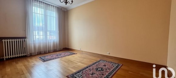 4 bedrooms House in Le Mans, France No. 301959 8