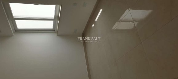 3 chambres Penthouse à Zebbug, Malta No. 1722 3