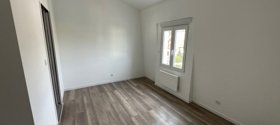 2 bedrooms Duplex in Alfortville, France No. 169723 3