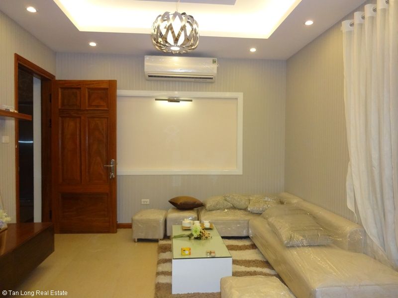 2 bedrooms Apartment in Ba Dinh, Vietnam No. 5803