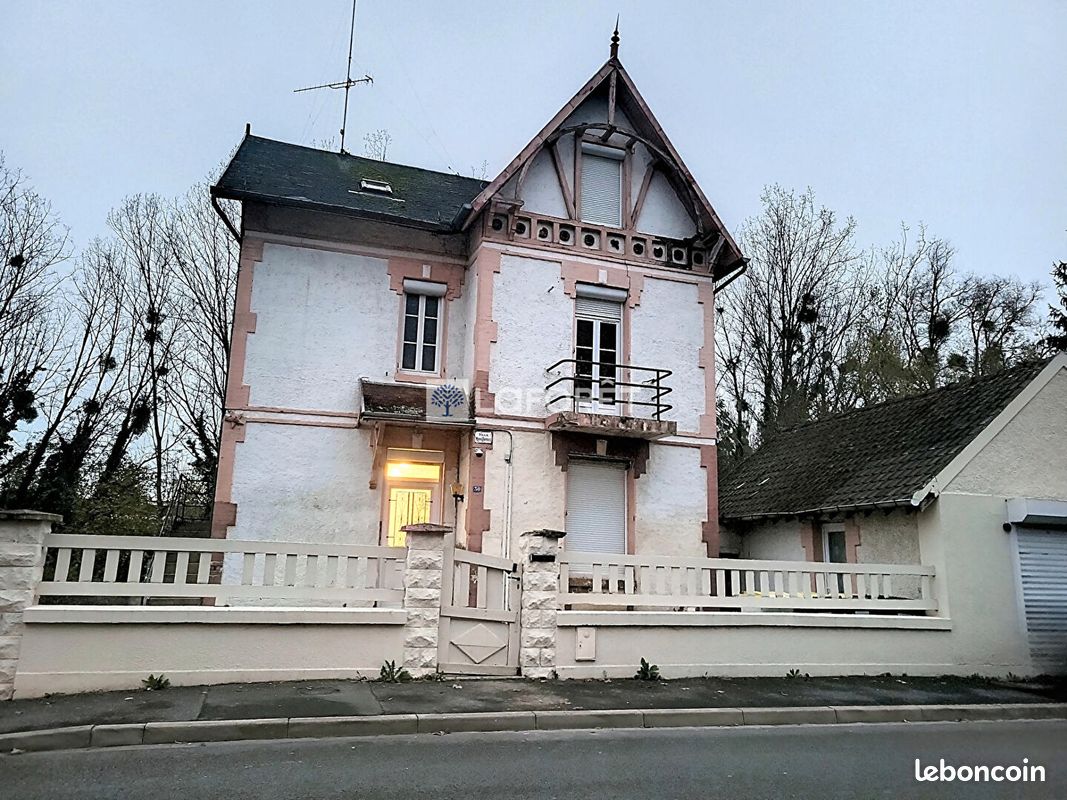 6 غرف نوم منزل في Charmes, France رقم 54568