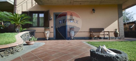 Villa de 5 dormitorios en Mascalucia, Italy No. 275803 9